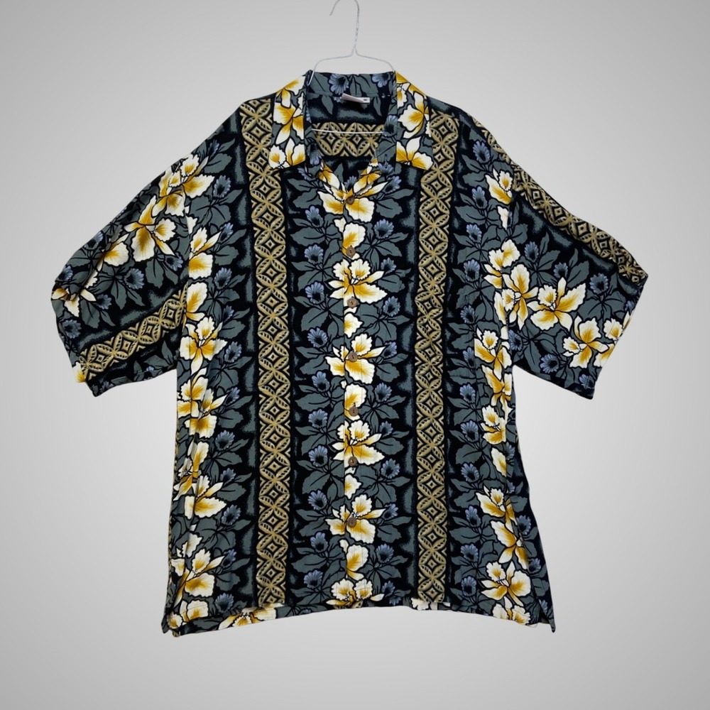 Pineapple Lava Mens 3XL Hawaiian Shirt Floral Rayon Button Down Grey Yellow 2454